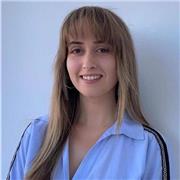 Graduada en Bioquímica y especializada en Virología Molecular y Bioinformática. Doy clases particulares online y presenciales